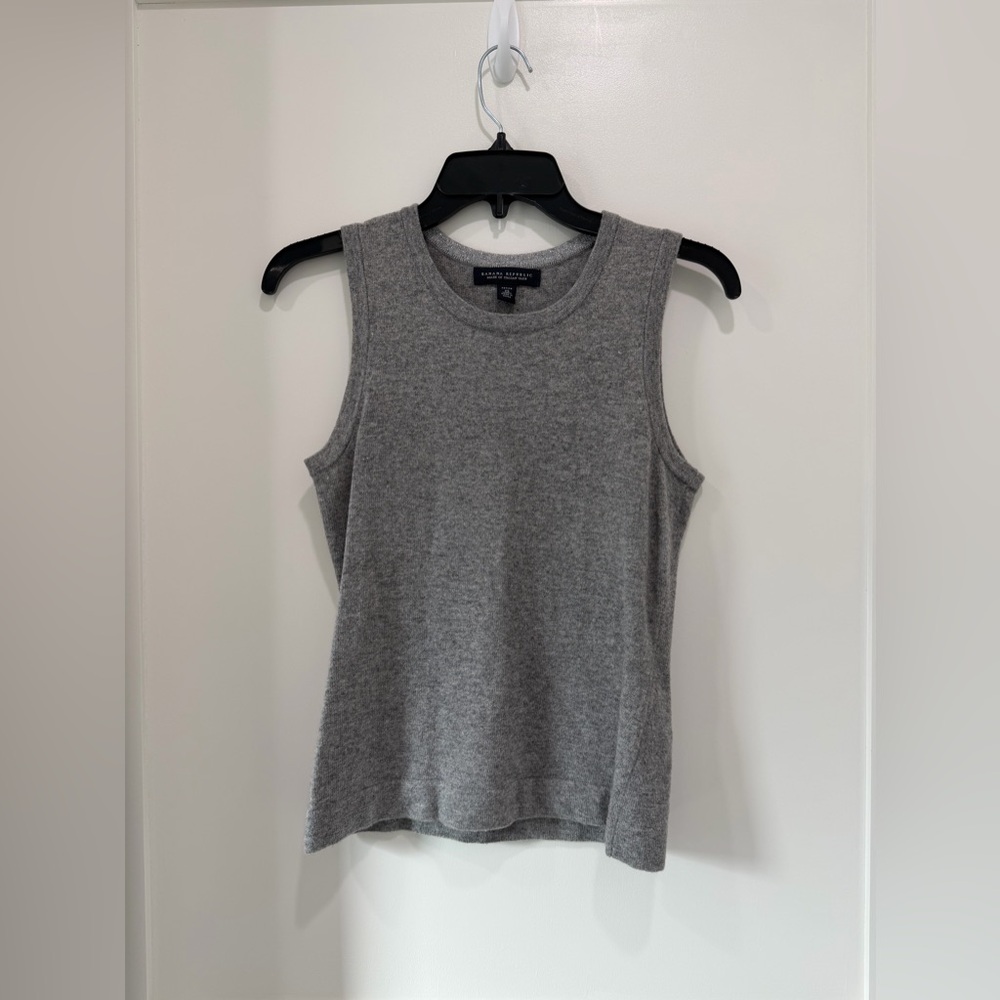 BANANA REPUBLIC Tank Top- color Grey (size XS Petite)